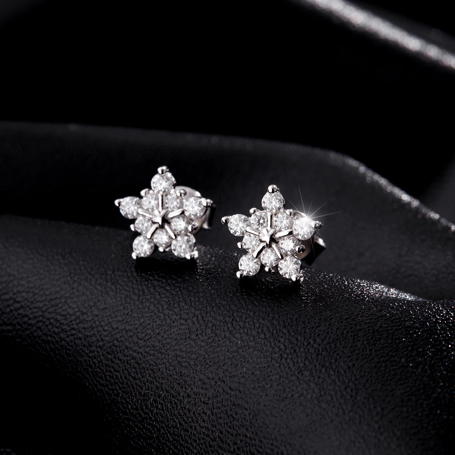 MODIAN D Color Dazzling Moissanite Earrings 925 Sterling Silver Trendy Cute Snowflake Stud Earrings For Women Fine Jewelry